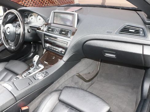 Used 2012 BMW 640i Convertible image 38