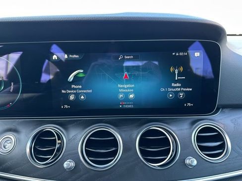 Used 2023 Mercedes-Benz E 350 4MATIC Sedan image 33