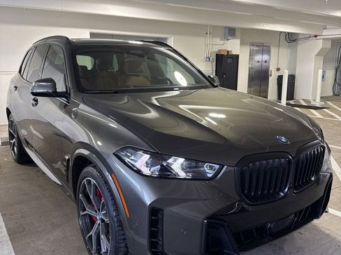 Used 2024 BMW X5 xDrive50e w/ M Sport Package image 3