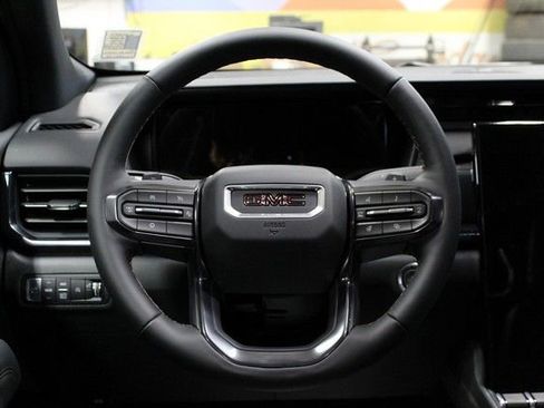 New 2026 GMC Terrain AT4 w/ Technology Package II AWD/4WD image 19