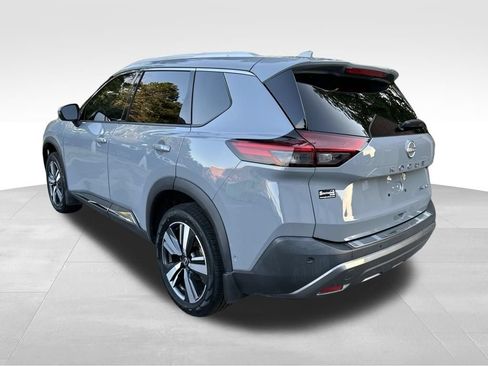 Used 2023 Nissan Rogue SL w/ SL Premium Package AWD/4WD image 3