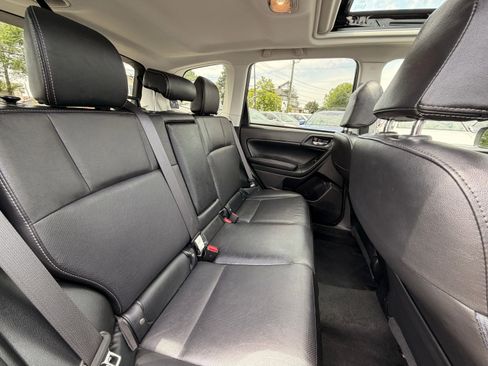 Used 2015 Subaru Forester 2.5i Limited AWD/4WD image 29
