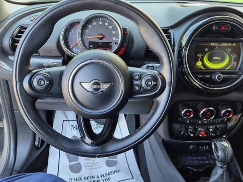 Used 2017 MINI Cooper Clubman FWD image 37