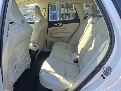 Certified 2023 Volvo XC60 B5 Plus w/ Protection Package Premier image 10