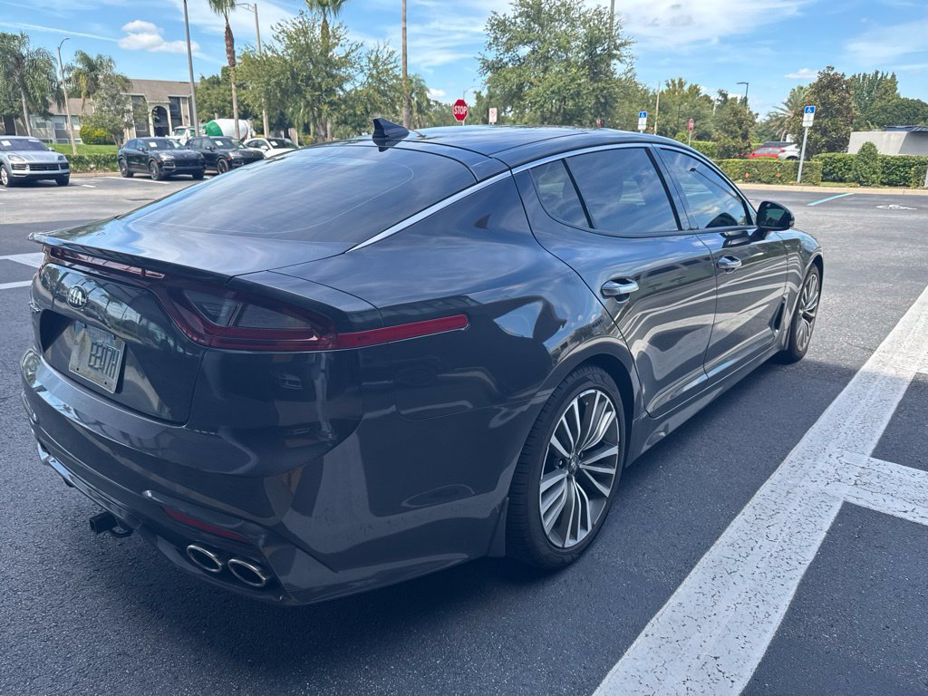 Used 2019 Kia Stinger Premium RWD image 4