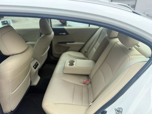 Used 2017 Honda Accord EX-L image 20