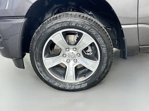 New 2026 RAM 1500 Express AWD/4WD image 16