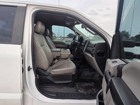 Used 2019 Ford F250 XL w/ Power Equipment Group AWD/4WD image 21