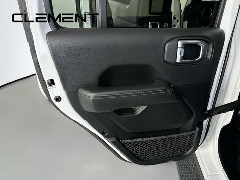 Used 2023 Jeep Wrangler Unlimited Sahara w/ Cold Weather Group image 30