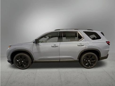 New 2026 Honda Pilot Black Edition image 2