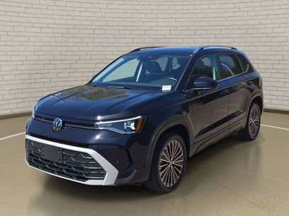 Used 2025 Volkswagen Taos SE