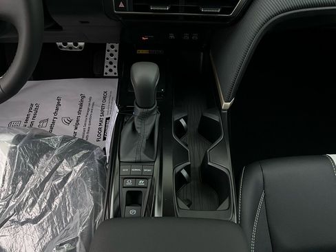 New 2026 Toyota Camry Hybrid image 14