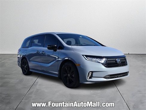 Used 2023 Honda Odyssey Sport image 6