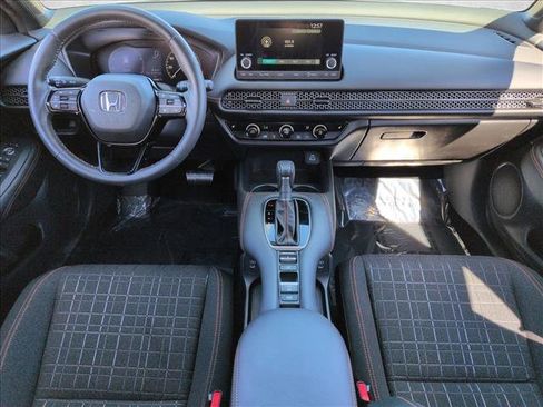 Used 2024 Honda HR-V Sport image 17