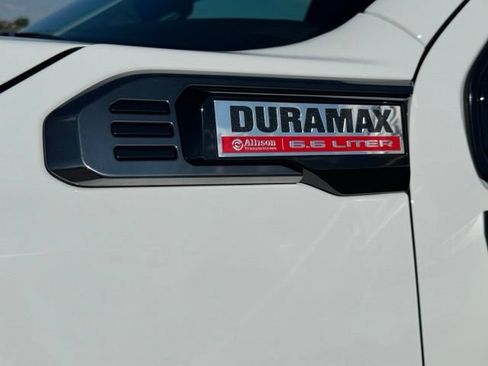 Certified 2025 GMC Sierra 2500 AT4 AWD/4WD image 13