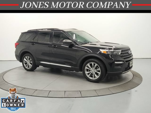 Used 2023 Ford Explorer XLT w/ Equipment Group 202A RWD image 1