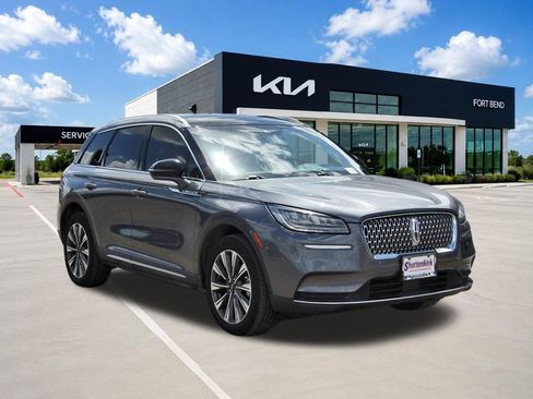 Used 2022 Lincoln Corsair Reserve w/ Luxury Package FWD image 3