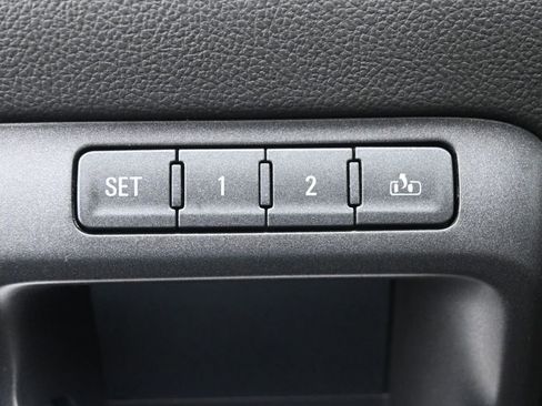 Used 2017 GMC Sierra 1500 SLT w/ SLT Premium Package image 12