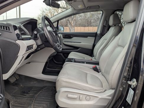 Used 2021 Honda Odyssey Touring image 10