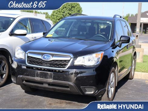 Used 2016 Subaru Forester 2.5i Premium w/ All-Weather Package AWD/4WD image 8