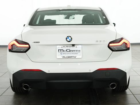 Used 2025 BMW 230i xDrive Coupe w/ Premium Package AWD/4WD image 4