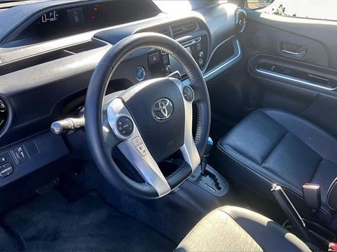 Used 2015 Toyota Prius C Four image 12