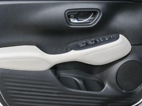 New 2026 Honda HR-V LX image 22