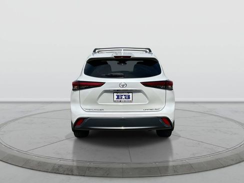 Used 2023 Toyota Highlander Limited AWD/4WD image 7