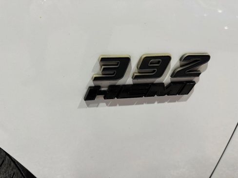 Used 2016 Dodge Challenger R/T Scat Pack w/ Leather Interior Group image 9