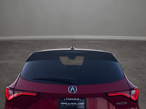 Used 2024 Acura MDX SH-AWD w/ Technology Package image 31