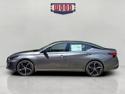 New 2025 Nissan Altima 2.5 SR w/ SR Premium Package