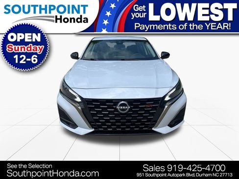 Used 2025 Nissan Altima 2.5 SR FWD image 2