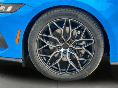 Used 2024 Ford Mustang Coupe RWD image 29