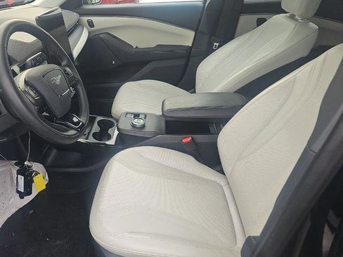 Used 2023 Ford Mustang Mach-E Premium image 12