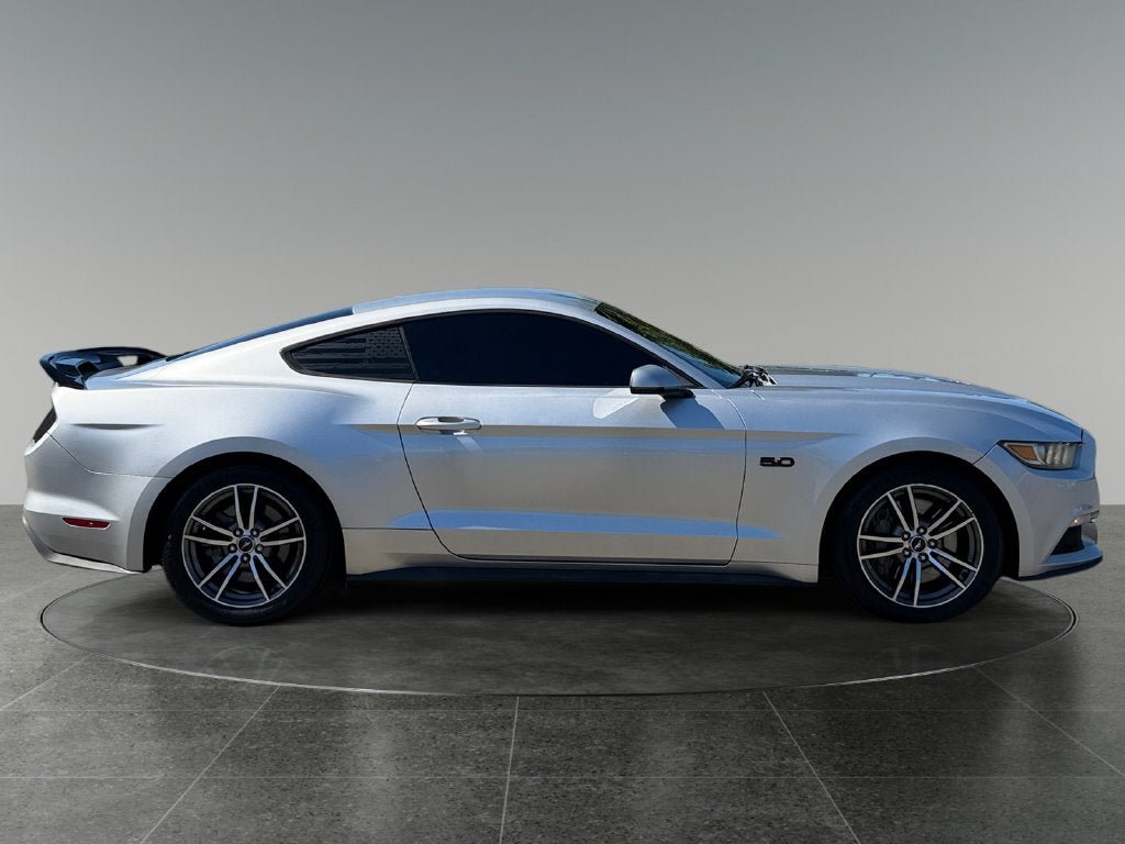 Used 2017 Ford Mustang GT Premium w/ Equipment Group 401A RWD image 11