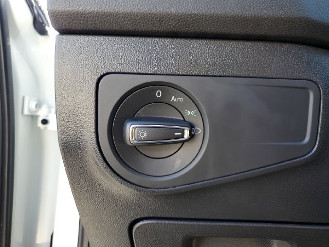 Certified 2023 Volkswagen Tiguan SE w/ Panoramic Sunroof Package FWD image 34