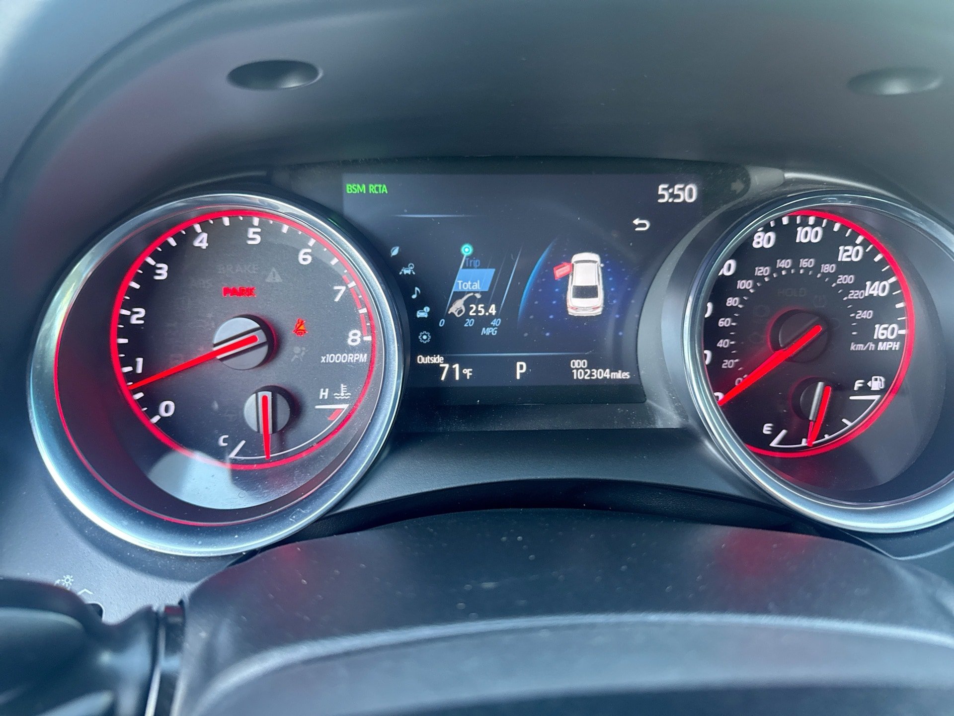Used 2020 Toyota Camry XSE FWD image 10