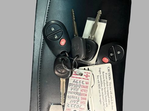 Used 2011 Toyota Tacoma 4x4 Double Cab image 30