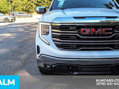 Used 2025 GMC Sierra 1500 SLT RWD image 11