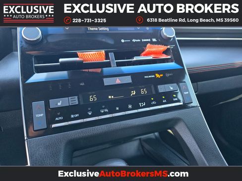 Used 2021 Toyota Avalon TRD image 32