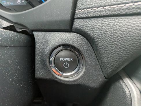 Used 2023 Toyota RAV4 AWD Hybrid image 16