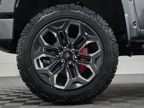 Used 2021 GMC Sierra 1500 AT4 w/ AT4 Premium Package image 25