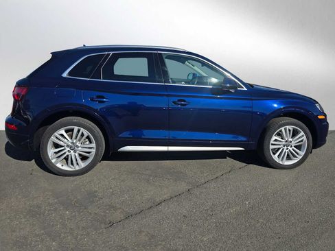 Used 2020 Audi Q5 2.0T Premium Plus w/ Premium Plus Package image 4