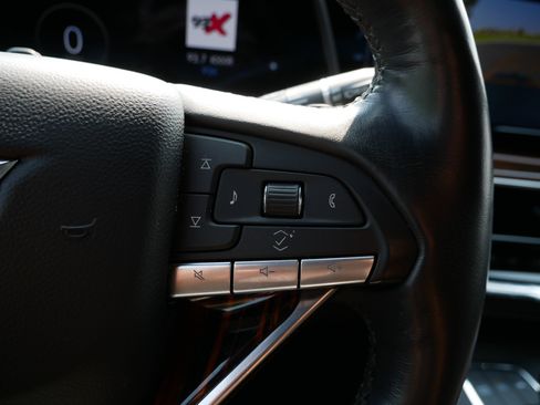 Used 2023 Cadillac Escalade ESV Premium Luxury w/ LPO, Radiant Package AWD/4WD image 29