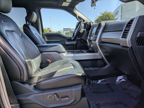 Used 2021 Ford F350 Platinum AWD/4WD image 32
