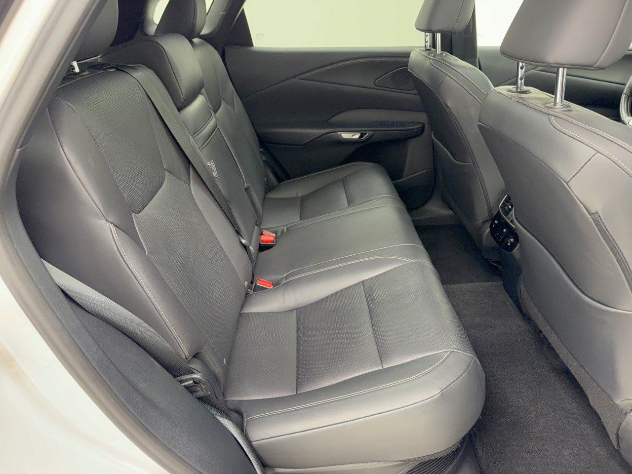 Used 2023 Lexus RX 350 w/ Accessory Package (Z1) AWD/4WD image 29