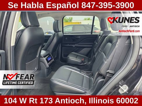 Used 2025 Lincoln Aviator AWD image 27