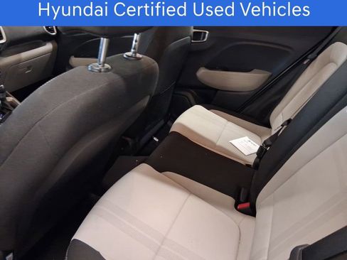 Certified 2021 Hyundai Venue SEL image 8