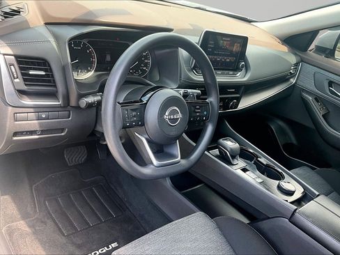 Used 2023 Nissan Rogue SV AWD/4WD image 13