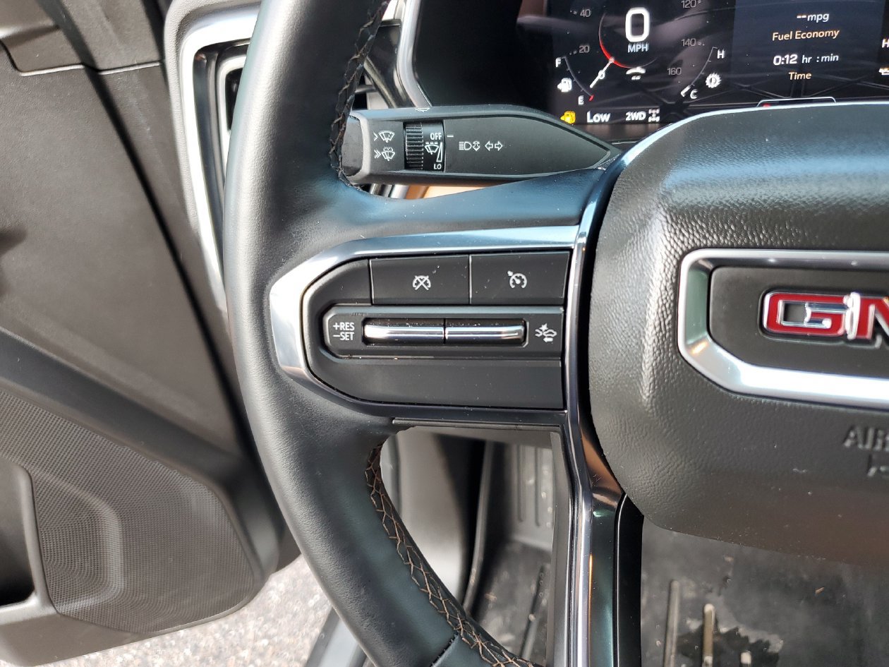 Used 2024 GMC Canyon AT4 w/ AT4 Premium Package AWD/4WD image 28